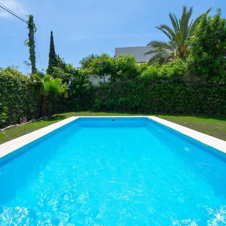 Holiday home Holiday Sus By Interhome *